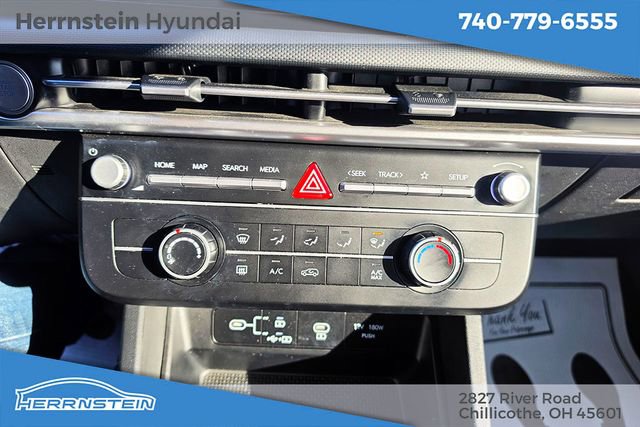 Used 2025 Hyundai Tucson SE AWD/4WD image 18