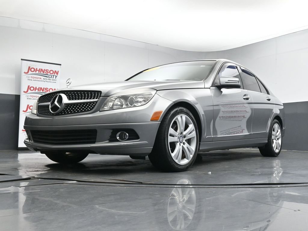 Used 2010 Mercedes-Benz C 300 Sedan image 34