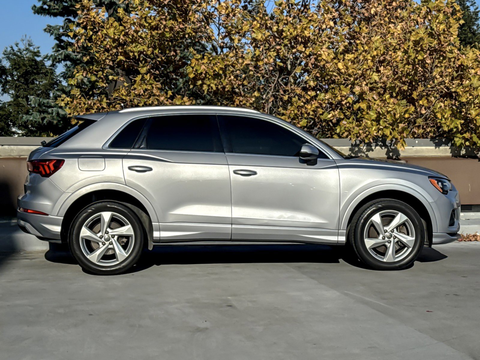 Used 2020 Audi Q3 2.0T Premium image 9