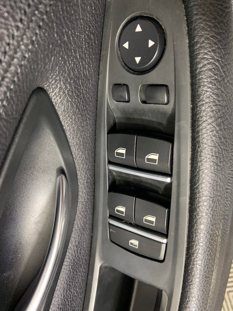 Used 2016 BMW 528i Sedan image 27