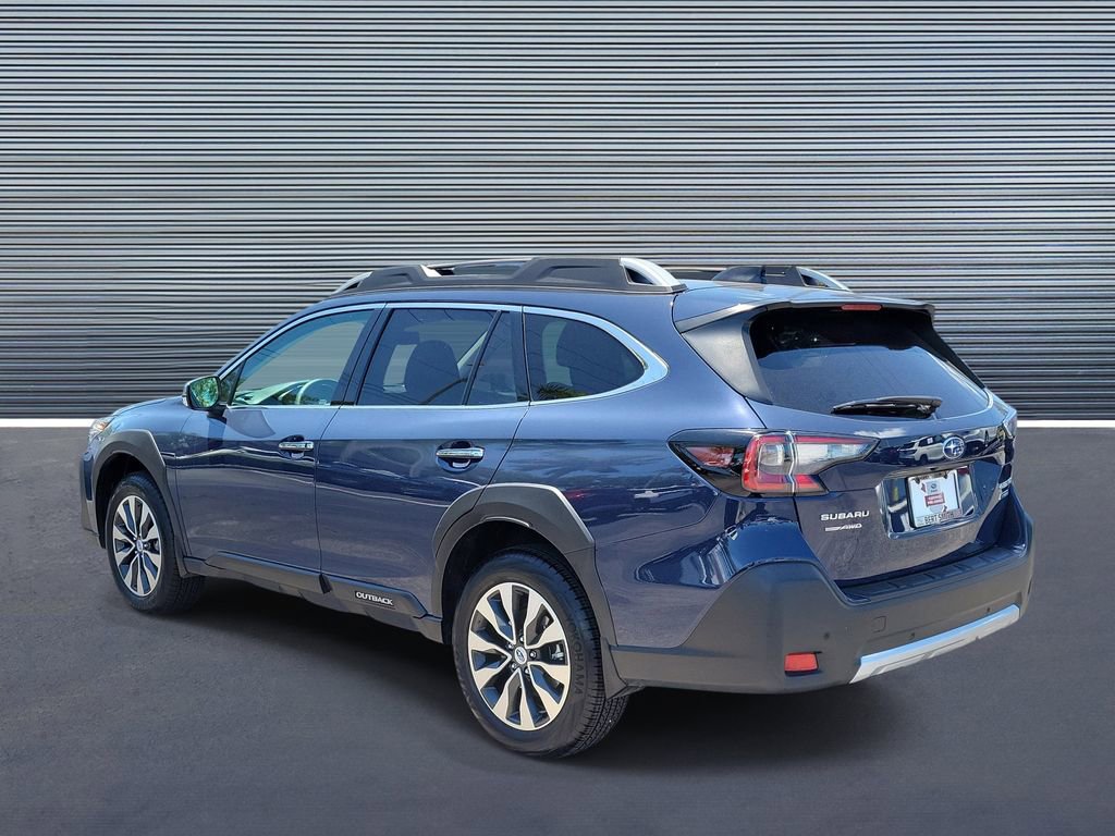 Certified 2025 Subaru Outback Touring w/ Popular Package #2 AWD/4WD image 4