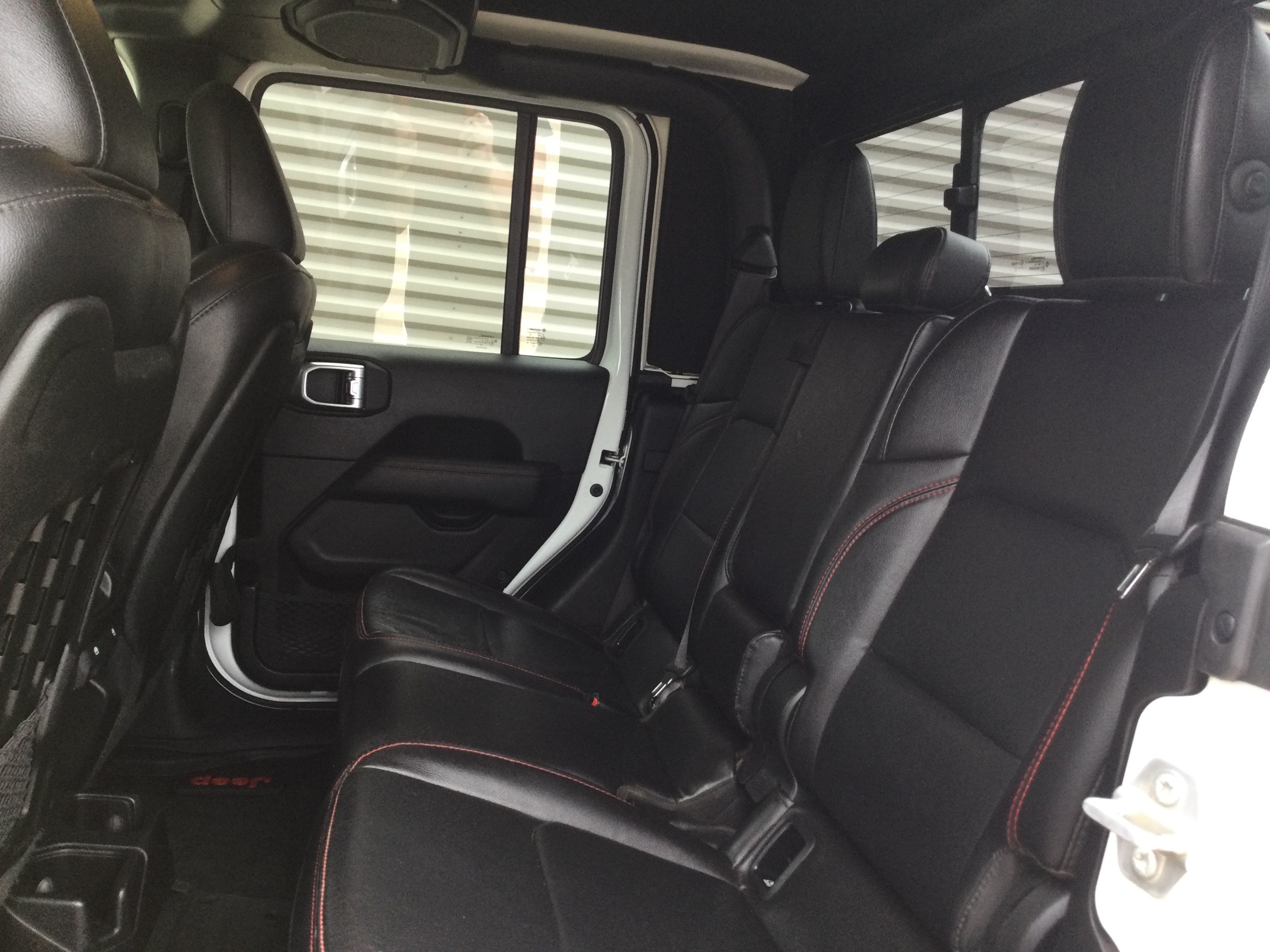 Used 2020 Jeep Gladiator Rubicon AWD/4WD image 7