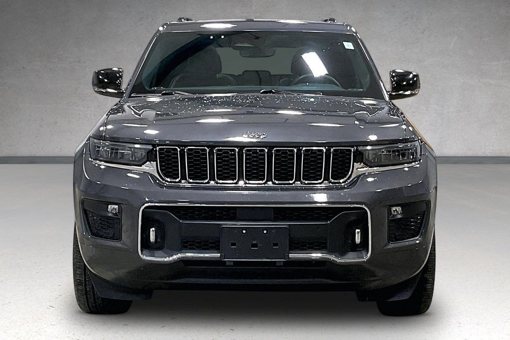 Used 2022 Jeep Grand Cherokee Overland AWD/4WD image 2