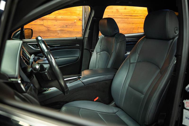 Used 2024 Buick Enclave Premium image 10