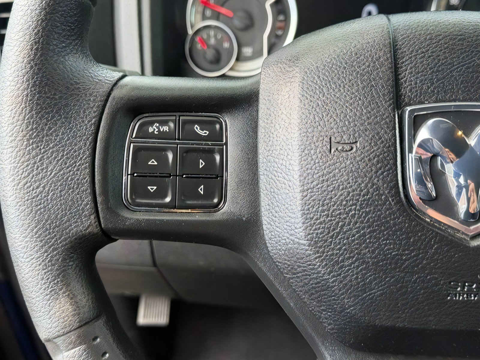 Used 2020 RAM 1500 Warlock w/ Electronics Group RWD image 34