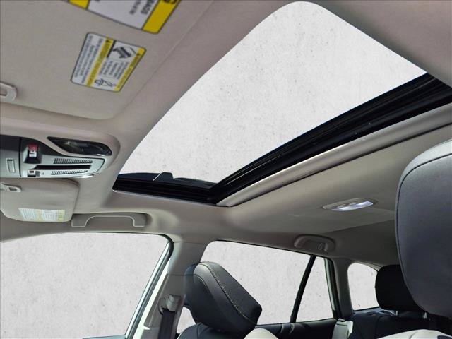 Used 2025 Subaru Outback Onyx Edition AWD/4WD image 15