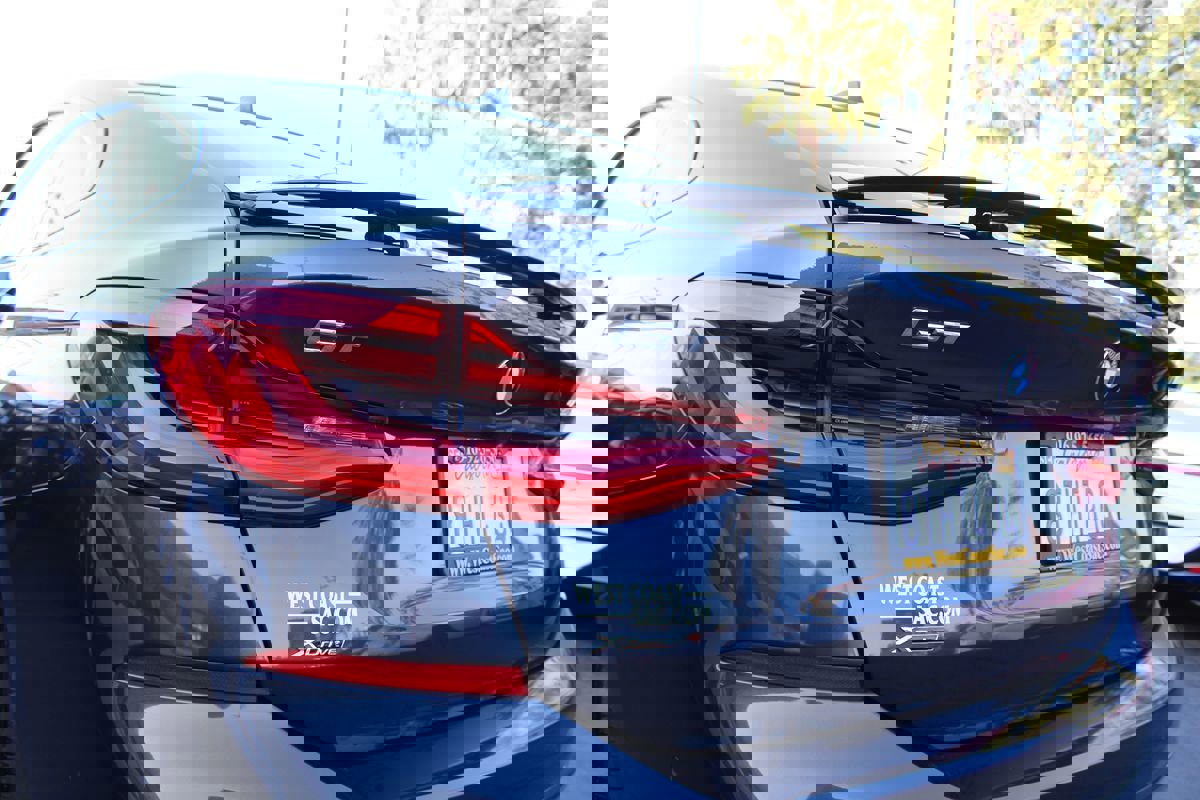 Used 2018 BMW 640i Gran Turismo xDrive image 18