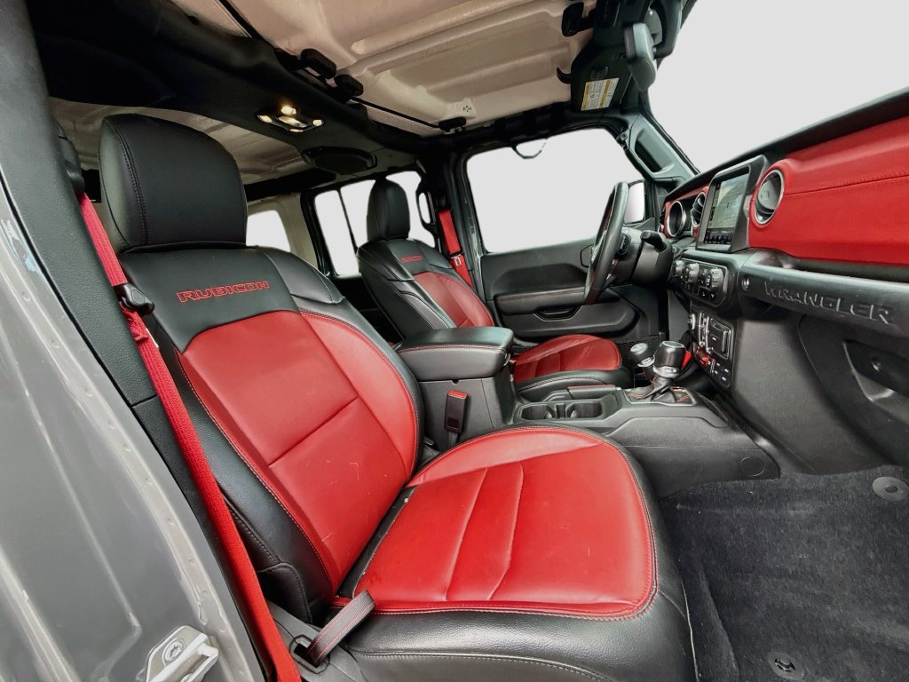Used 2023 Jeep Wrangler Unlimited Rubicon 4xe AWD/4WD image 32