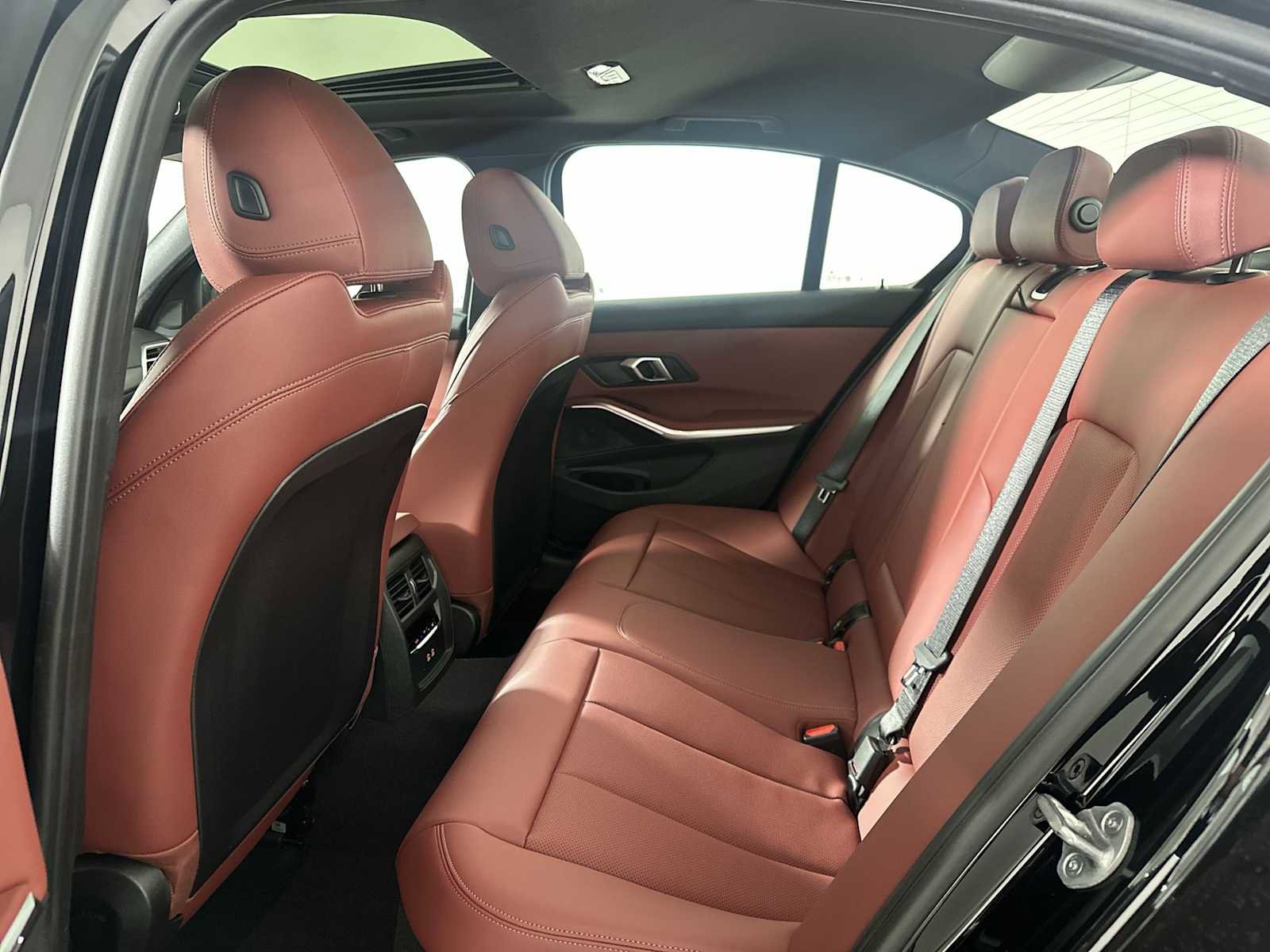 New 2026 BMW 330i xDrive Sedan w/ Convenience Package image 19