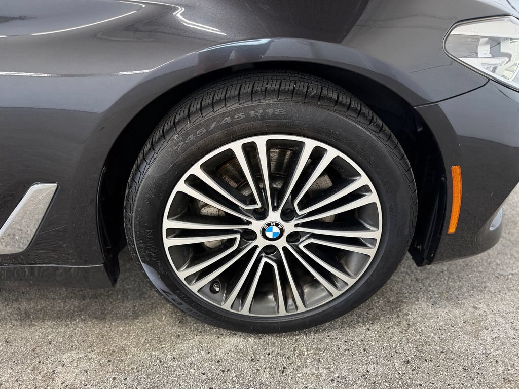 Used 2019 BMW 540i xDrive w/ Convenience Package AWD/4WD image 27