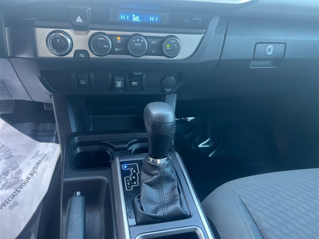 Used 2022 Toyota Tacoma SR5 image 11