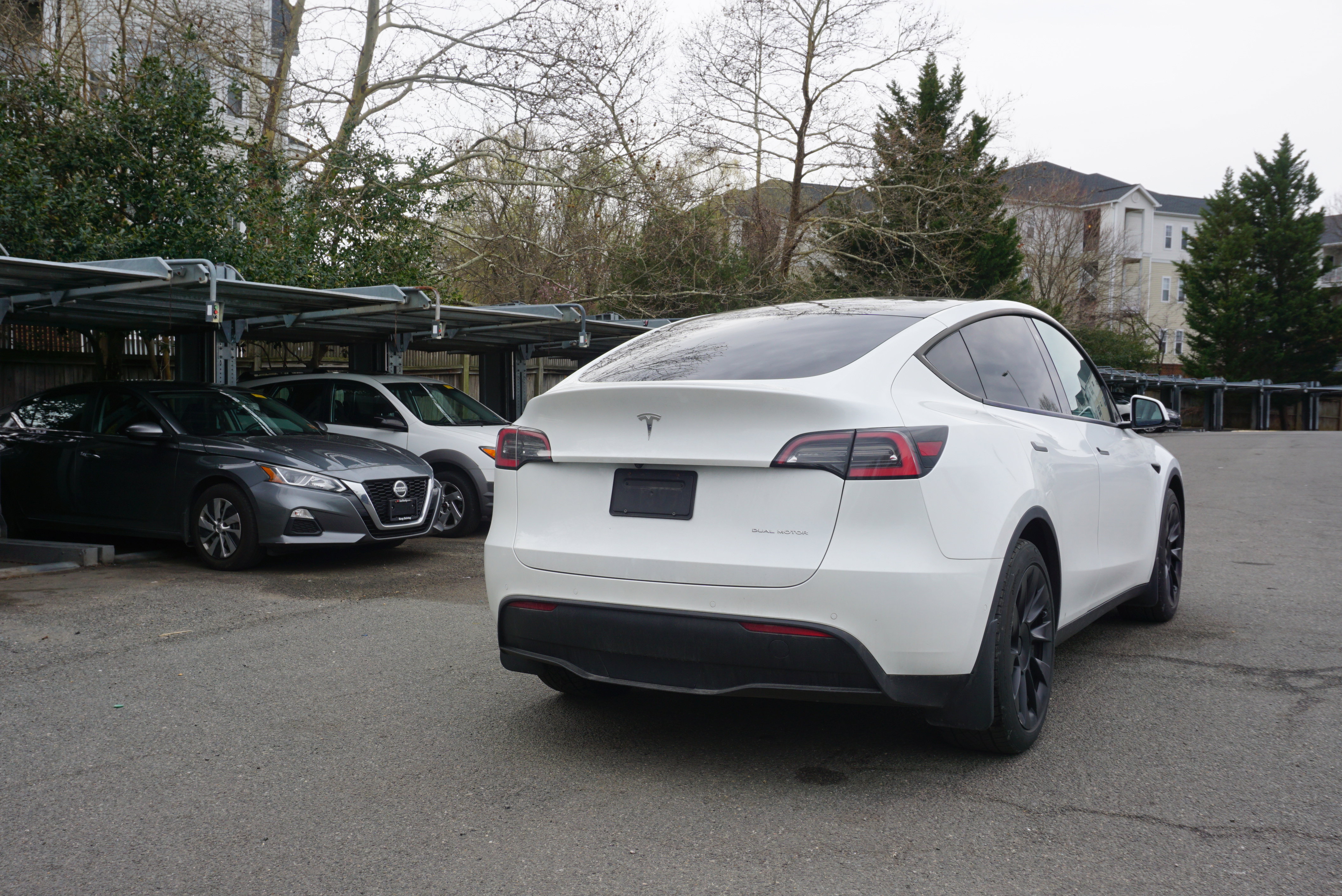 Used 2020 Tesla Model Y Long Range image 4