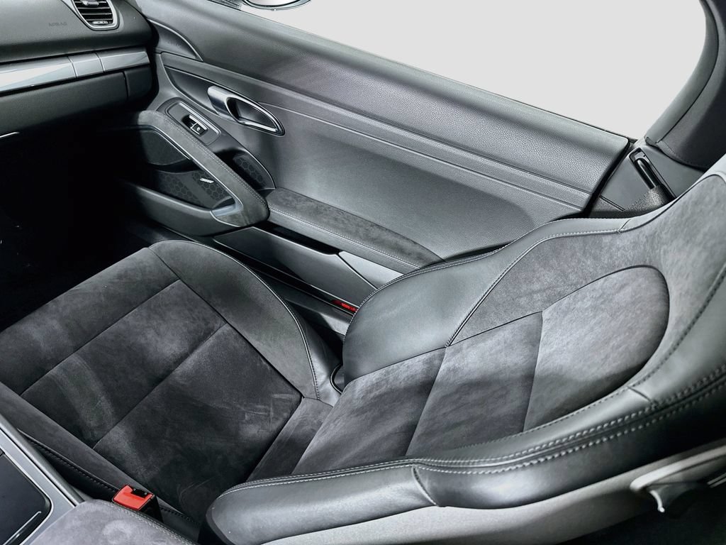 Certified 2018 Porsche 718 Boxster GTS RWD image 24