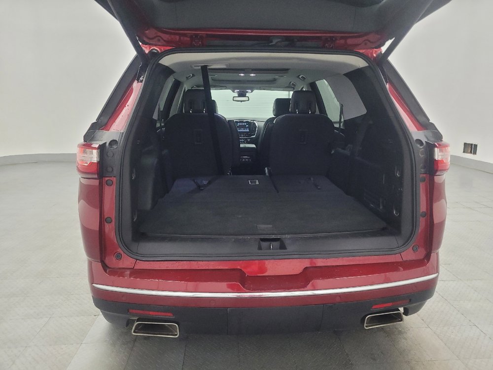 Used 2018 Chevrolet Traverse Premier w/ Driver Confidence II Package FWD image 29