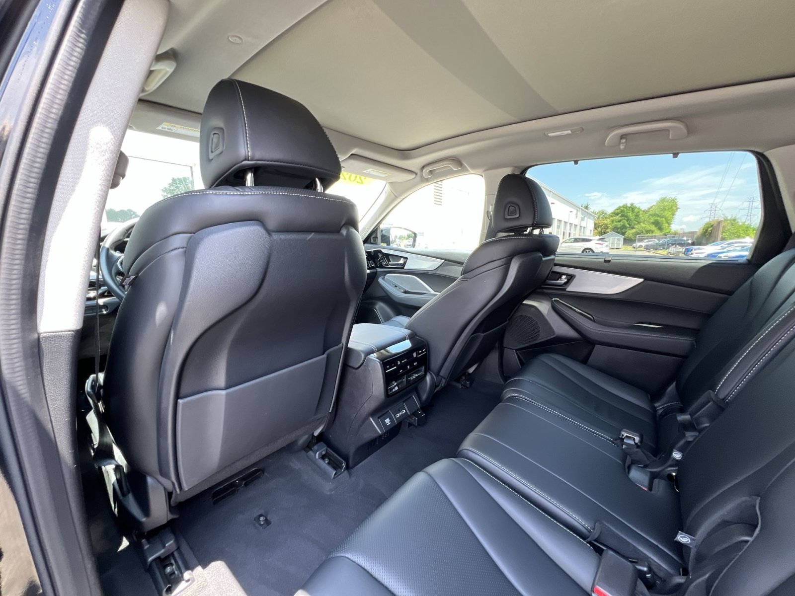 Certified 2023 Acura MDX SH-AWD w/ Technology Package image 27