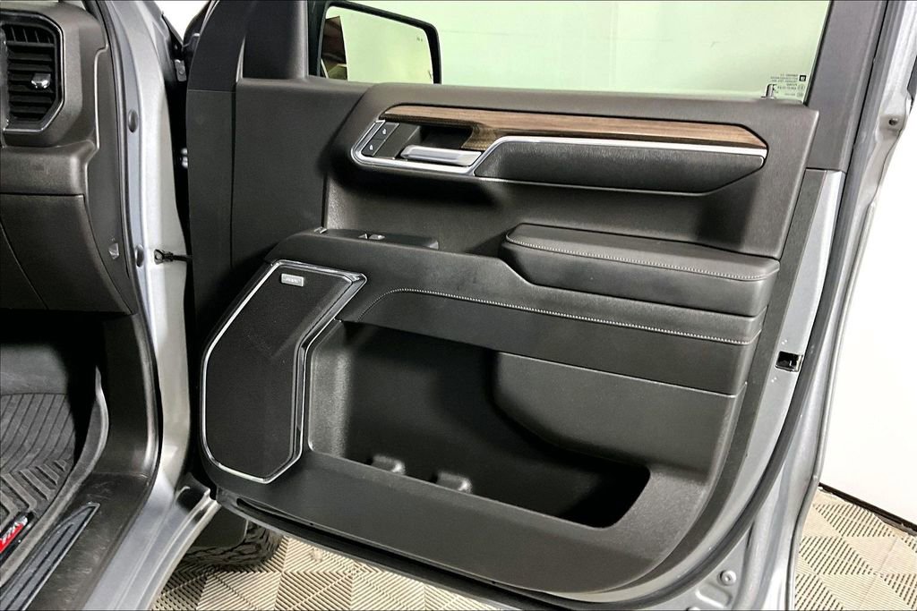 Used 2023 Chevrolet Silverado 1500 RST w/ RST All Star Premium Package AWD/4WD image 13