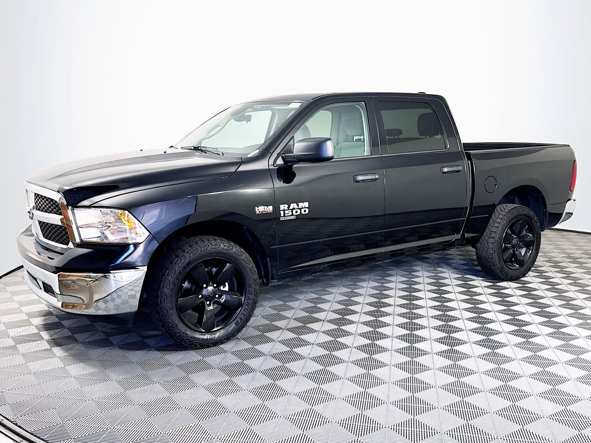 Used 2024 RAM 1500 Tradesman w/ Tradesman SXT Package AWD/4WD image 4
