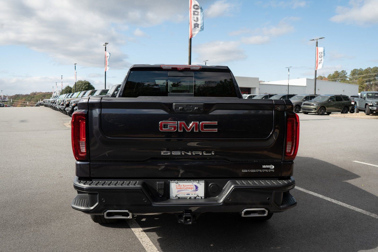 Used 2024 GMC Sierra 1500 Denali w/ Denali Reserve Package image 8