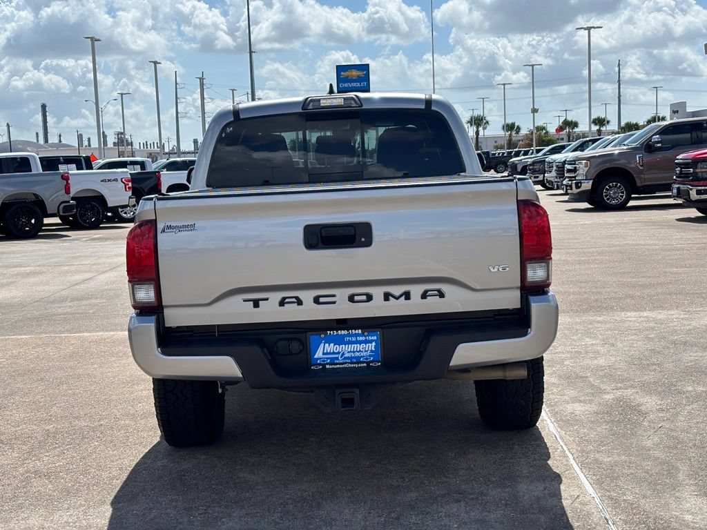 Used 2018 Toyota Tacoma TRD Sport RWD image 8