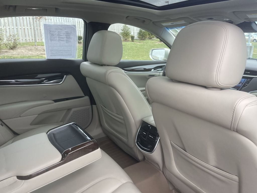 Used 2016 Cadillac XTS Luxury w/ Driver Awareness Package image 30