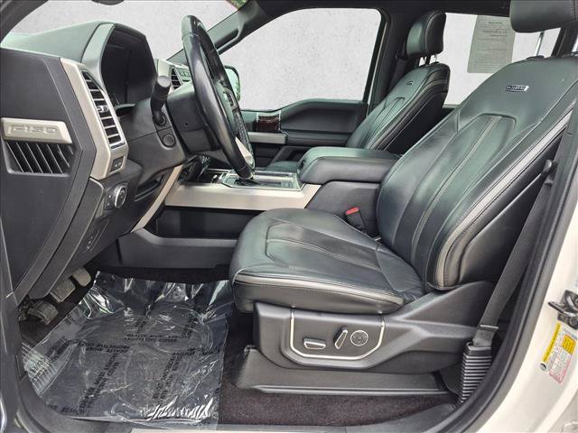 Used 2017 Ford F150 Platinum w/ Equipment Group 701A Luxury AWD/4WD image 15
