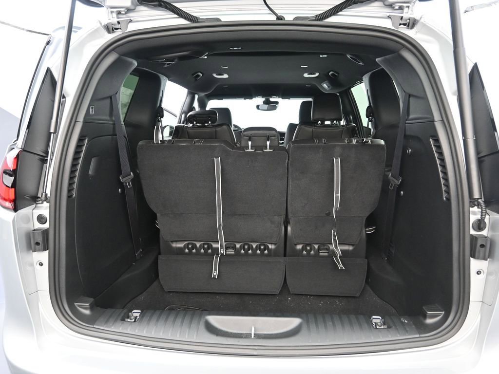New 2026 Chrysler Pacifica Select image 24