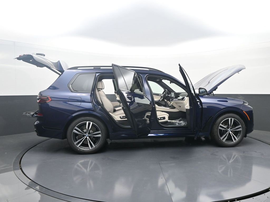 New 2026 BMW X7 xDrive40i w/ M Sport Package image 54