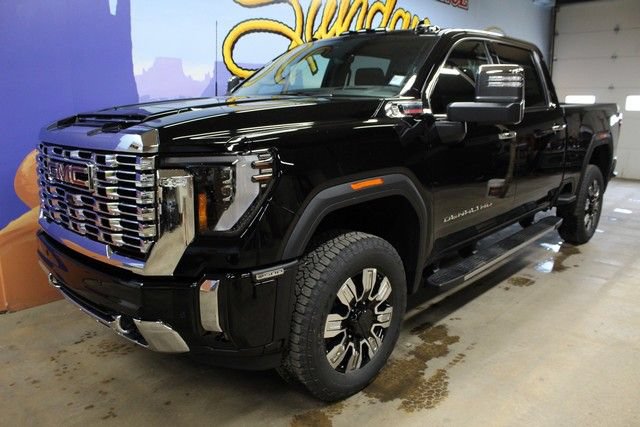 New 2026 GMC Sierra 2500 Denali w/ Denali Reserve Package AWD/4WD image 9