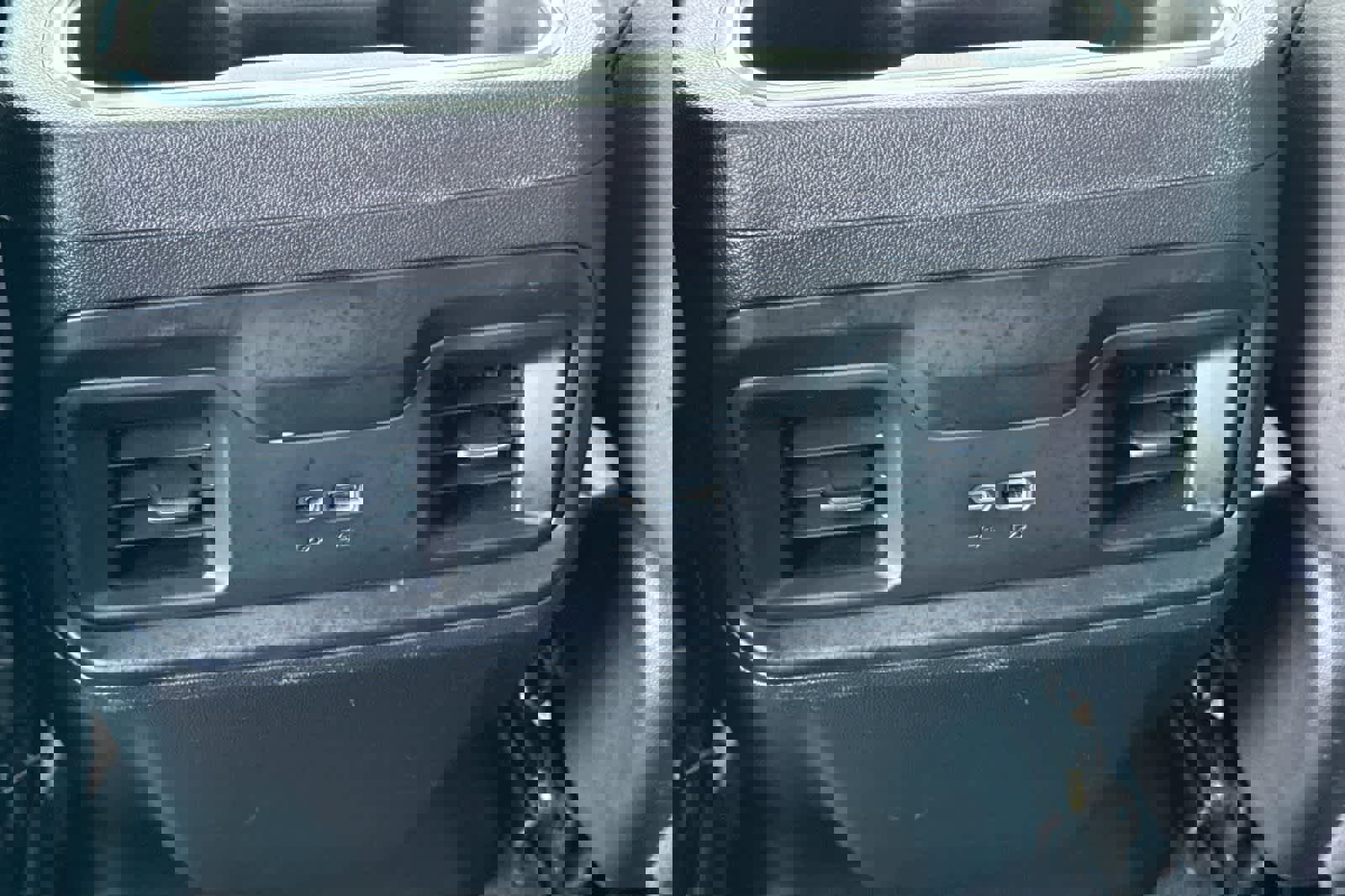 Used 2022 Chevrolet Silverado 1500 LT Trail Boss w/ LT Trail Boss Premium Package image 15