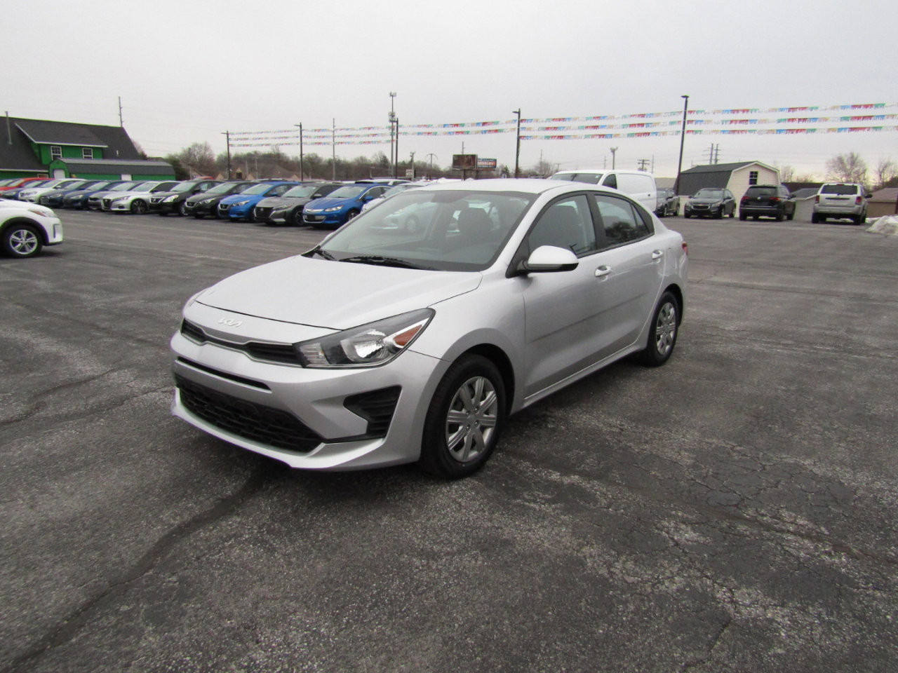 Used 2022 Kia Rio S image 3