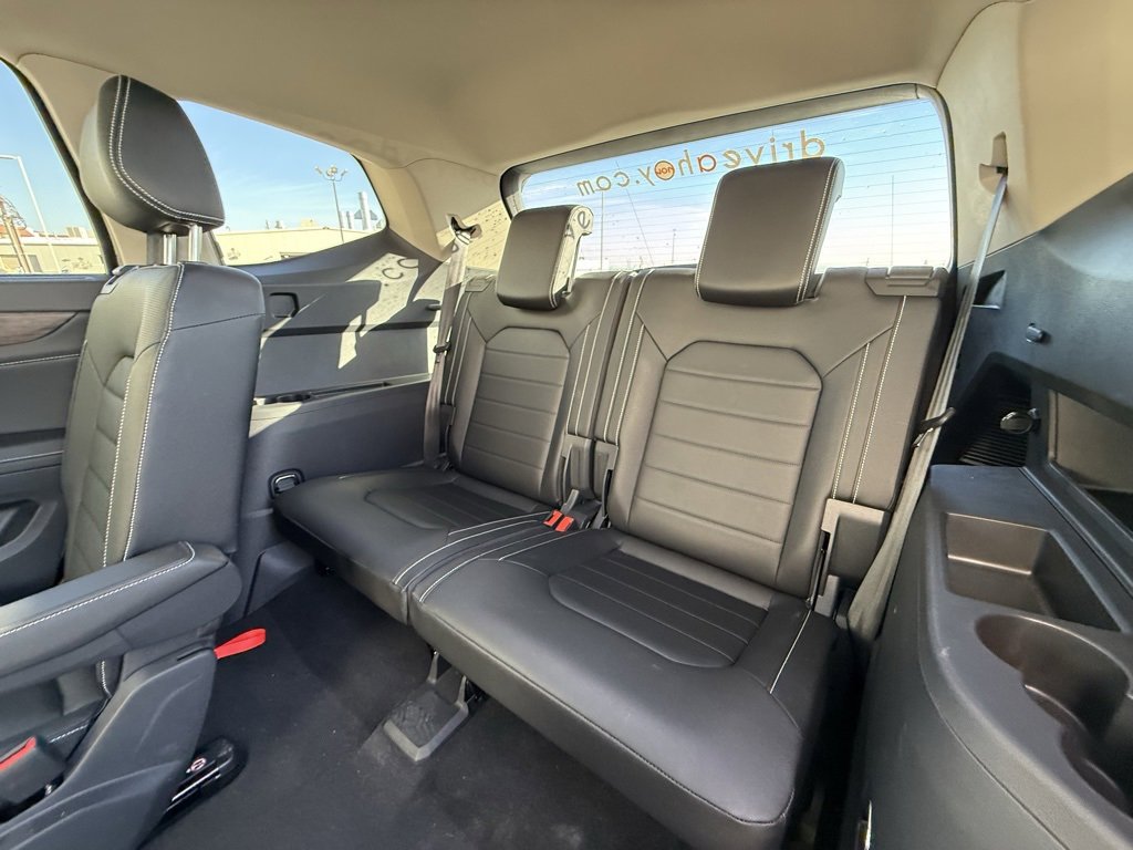 Used 2025 Volkswagen Atlas SEL image 7