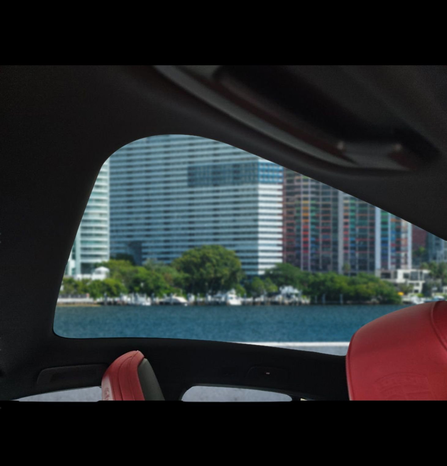 Used 2022 Porsche Taycan 4 Cross Turismo image 8