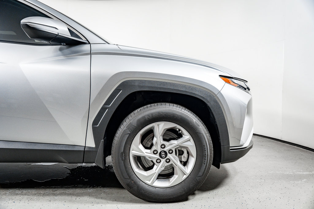 Certified 2023 Hyundai Tucson SEL AWD/4WD image 4
