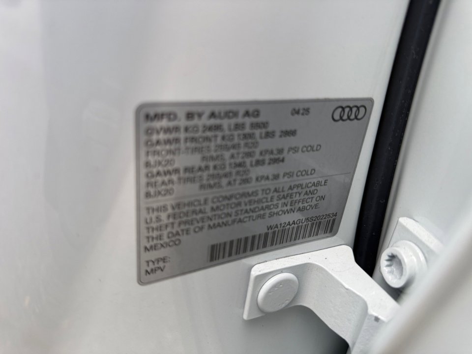 New 2025 Audi Q5 Premium Plus image 35
