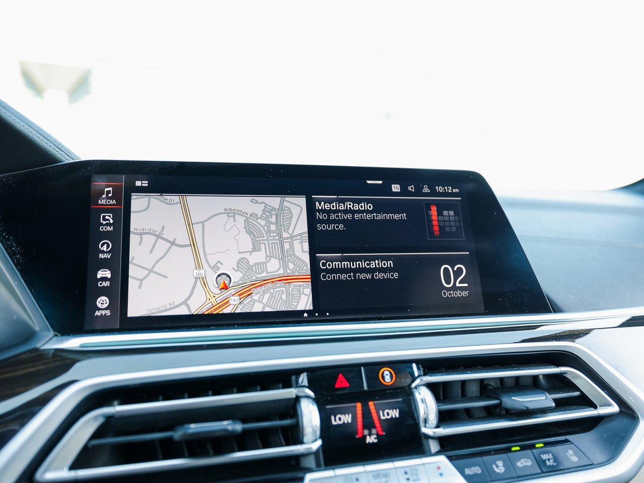 Used 2021 BMW X5 xDrive40i w/ M Sport Package image 18