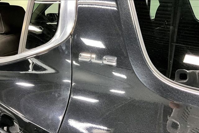 Used 2019 GMC Acadia SLE w/ Driver Alert Package I image 24