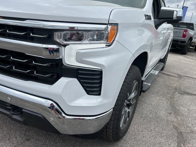 New 2025 Chevrolet Silverado 1500 LT image 9