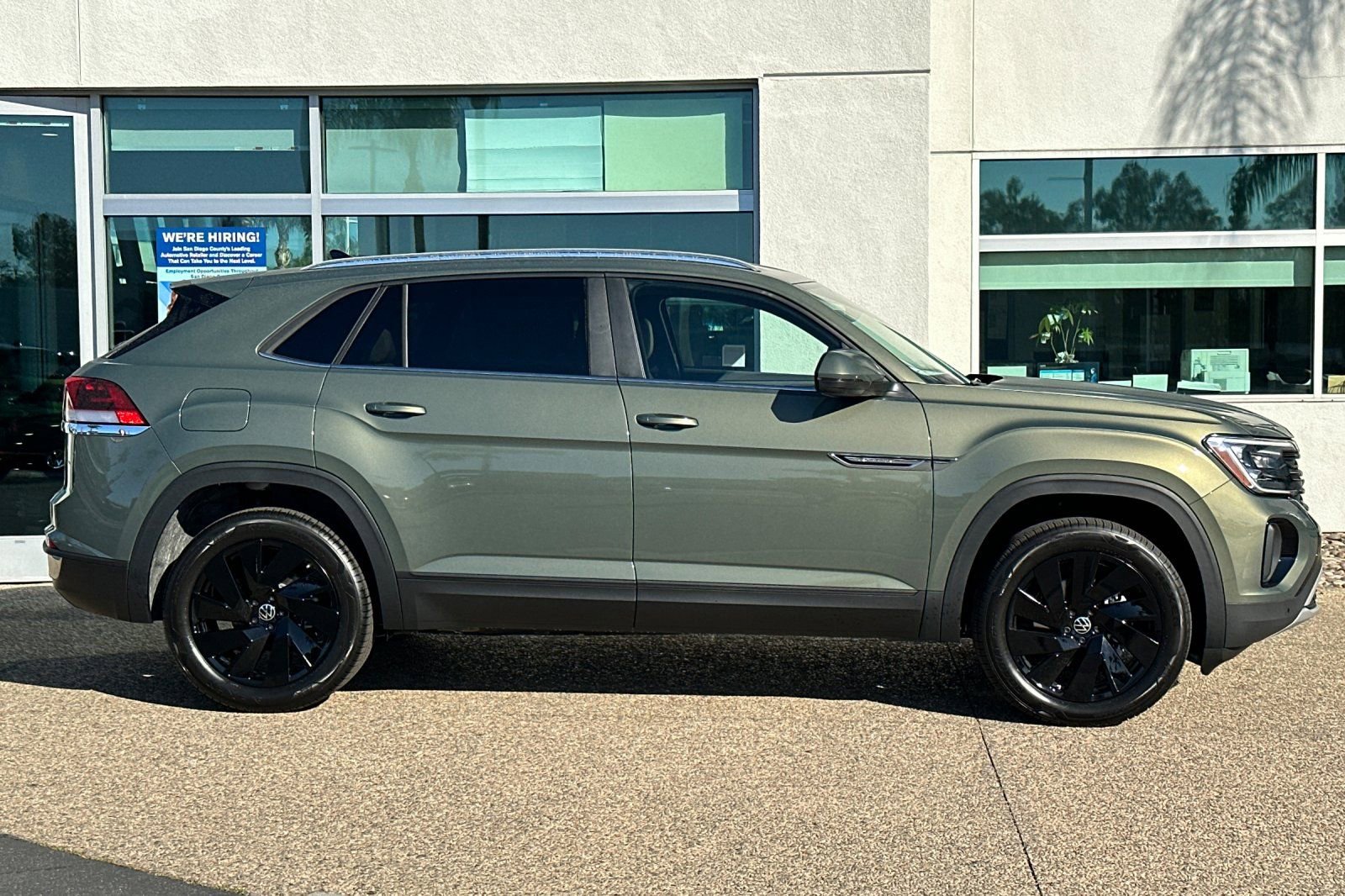 New 2026 Volkswagen Atlas Cross Sport SE image 3