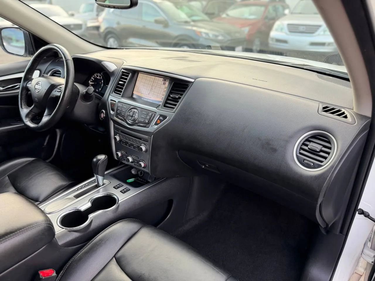 Used 2019 Nissan Pathfinder SL image 38