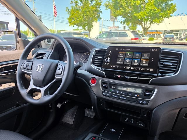 Certified 2025 Honda Ridgeline RTL image 13