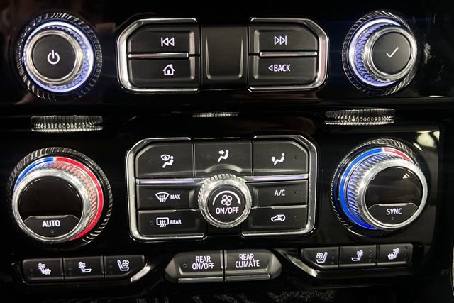 Used 2022 GMC Yukon XL Denali AWD/4WD image 40