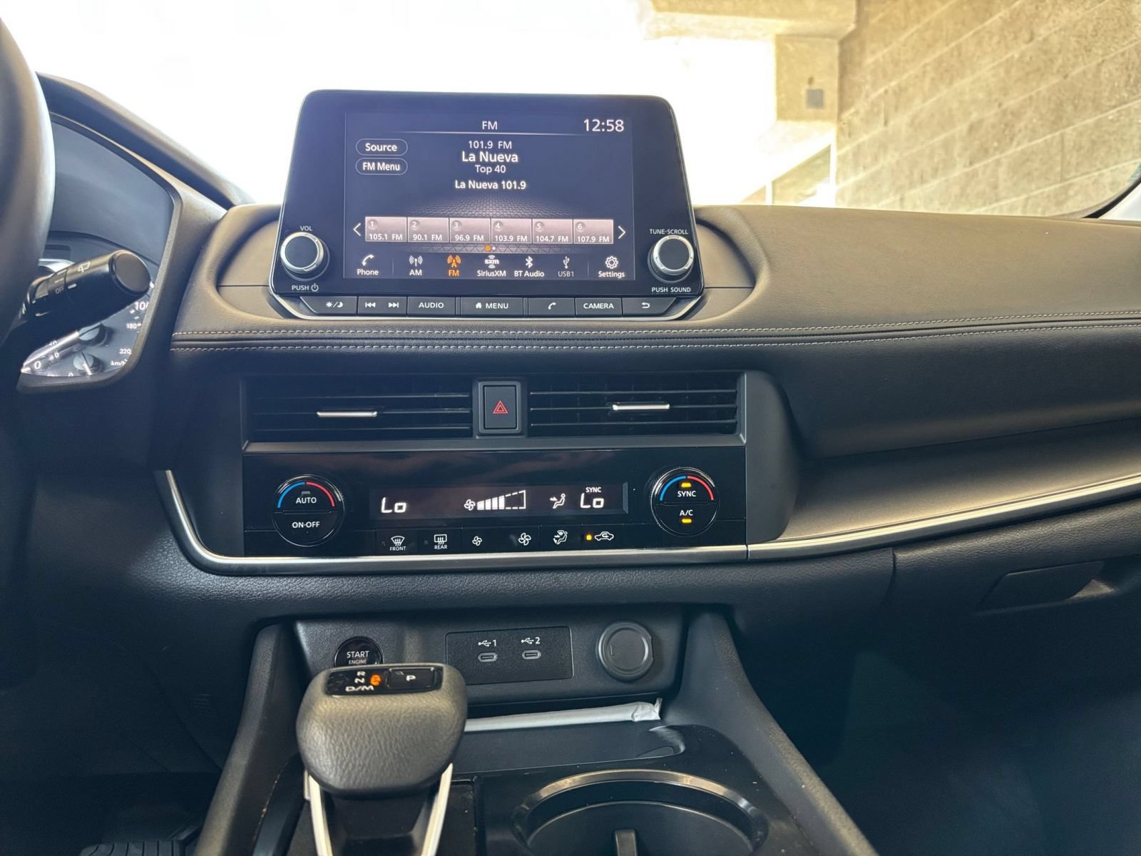 Used 2025 Nissan Rogue SV FWD image 20