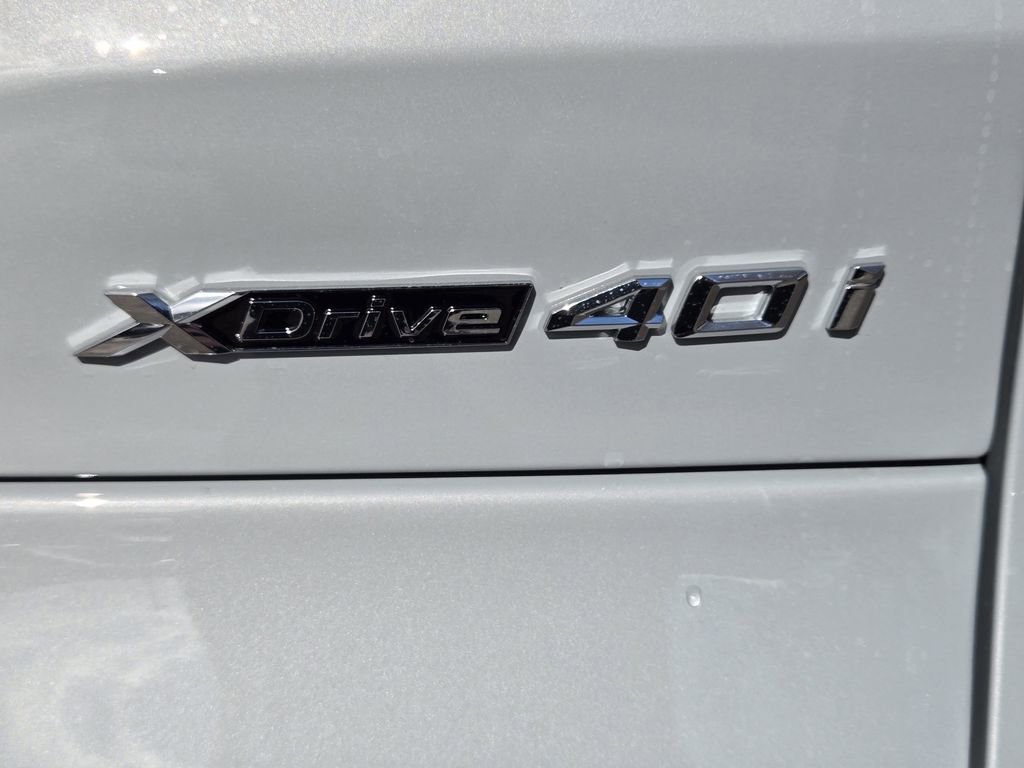 New 2026 BMW X5 xDrive40i w/ M Sport Package image 13