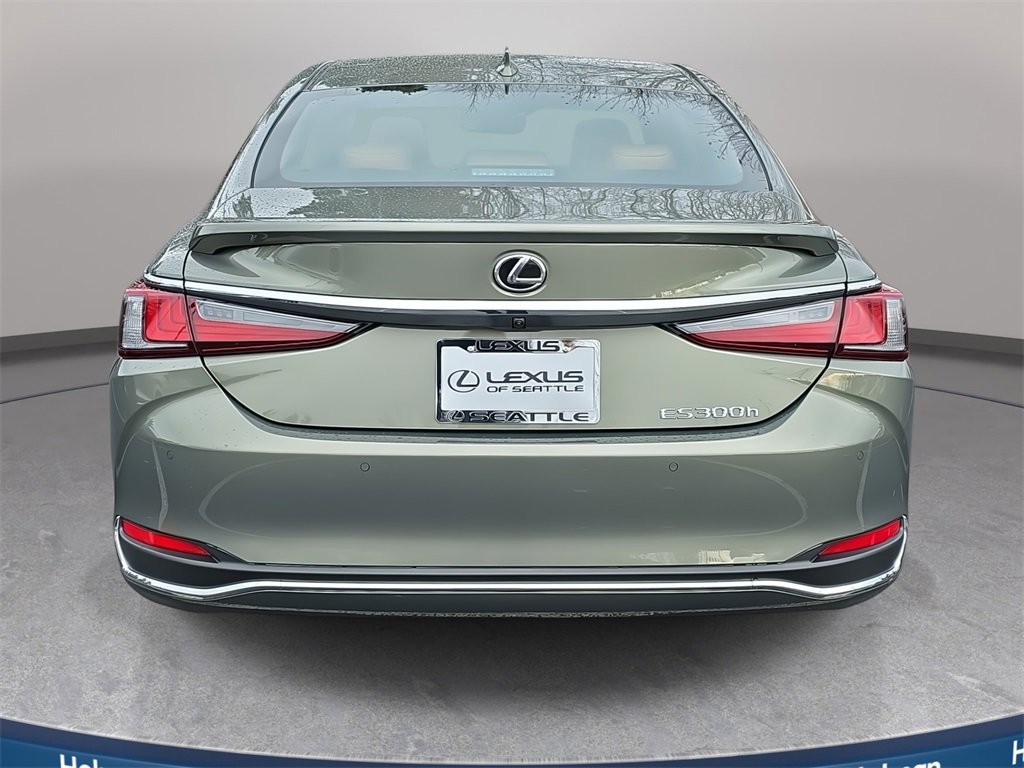 New 2025 Lexus ES 300h w/ Luxury Package image 6