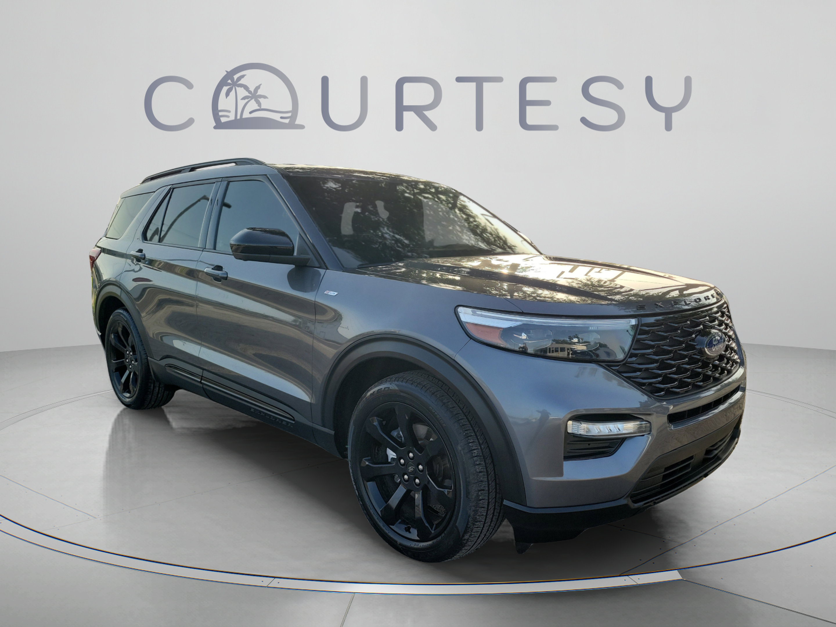 Used 2023 Ford Explorer ST-Line w/ Class IV Trailer Tow Package RWD image 16