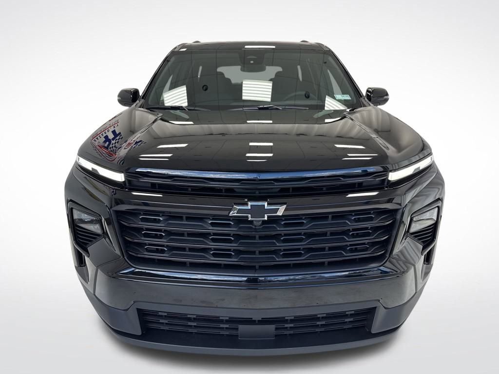 New 2026 Chevrolet Traverse LT w/ Midnight/Sport Edition image 2