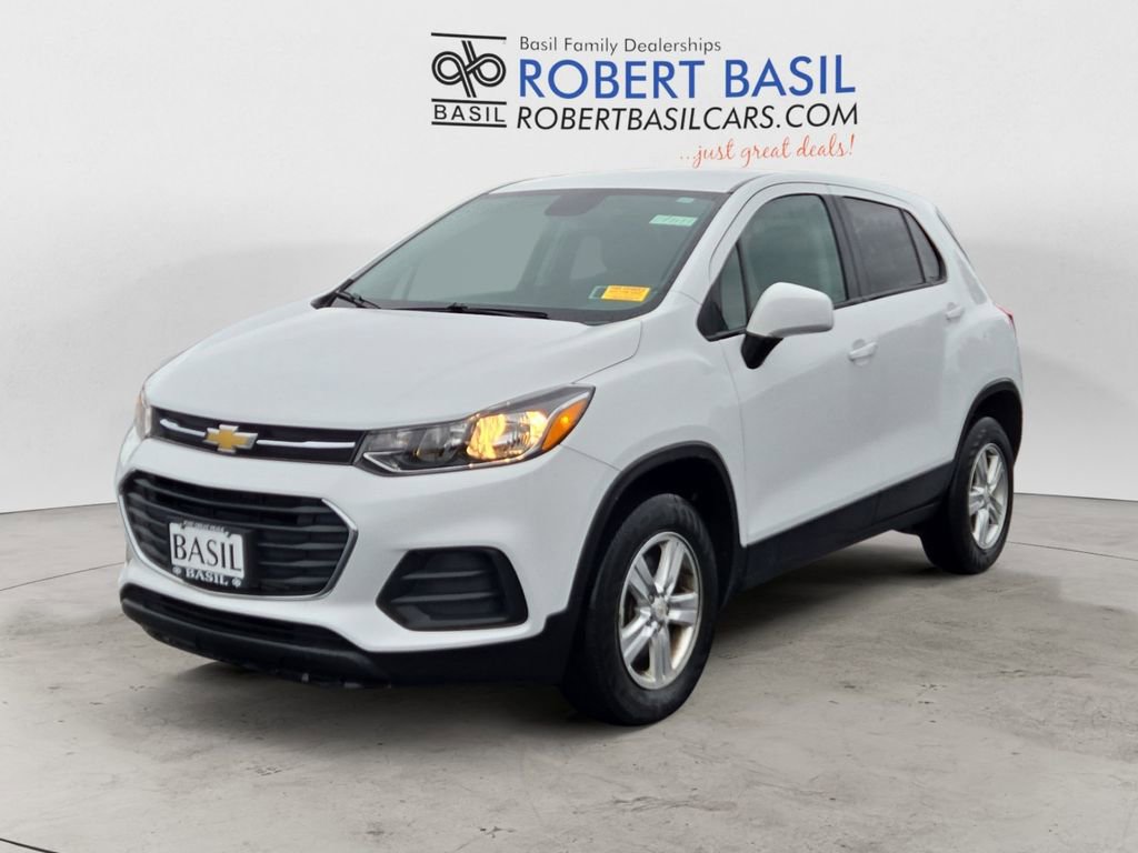 Used 2022 Chevrolet Trax LS w/ Tint and Cruise Package