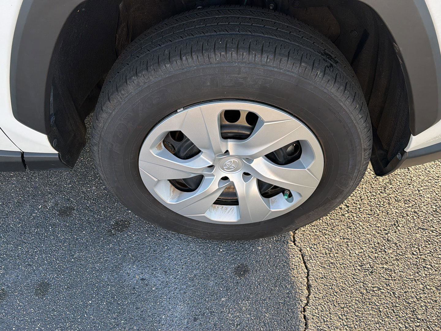 Certified 2024 Toyota RAV4 LE FWD image 37