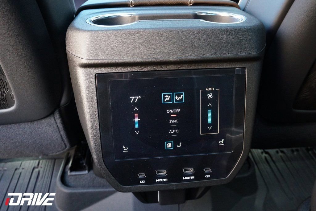 Used 2026 GMC Yukon Denali Ultimate image 38