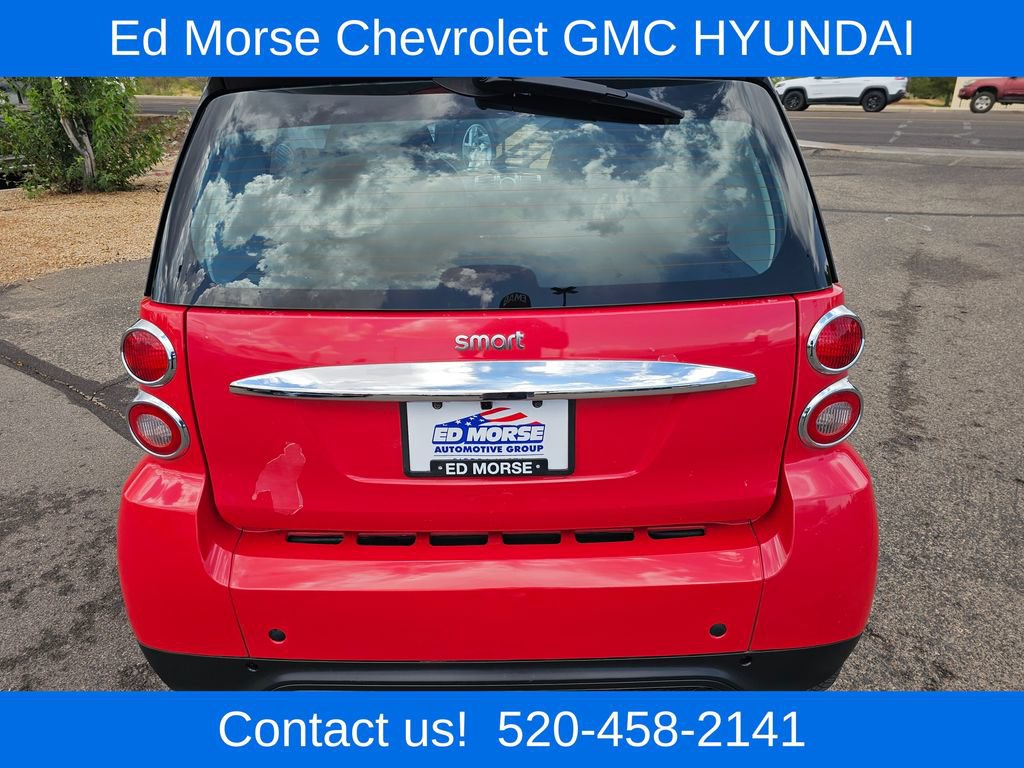 Used 2014 smart fortwo passion RWD image 4